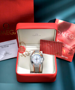 Đồng hồ Omega Seamaster Planet Ocean 600M nam dây dù cam fake cao cấp 42mm (1)