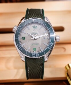 Đồng hồ Omega Seamaster nam Planet Ocean 600M dây dù xanh fake cao cấp 42mm