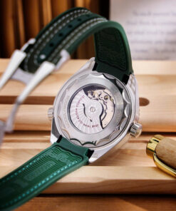 Đồng hồ Omega Seamaster nam Planet Ocean 600M dây dù xanh fake cao cấp 42mm