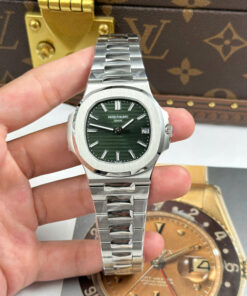 Đồng hồ Patek Philippe Nautilus 5711 Replica 11 mặt xanh lá cây nhà máy BBF tinh chỉnh 40mm (2)