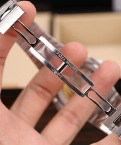 Đồng hồ Patek Philippe Nautilus 5711 chế tác mặt trắng nhà máy BBF tinh chỉnh 40mm (1)