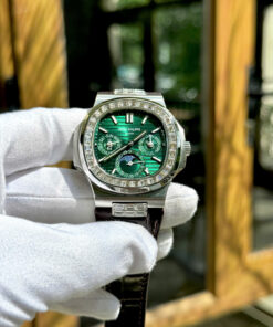 Đồng hồ Patek Philippe fake cao cấp nhất Nautilus 5740 đính đá mặt xanh lá cây xưởng TWS 40mm (9)