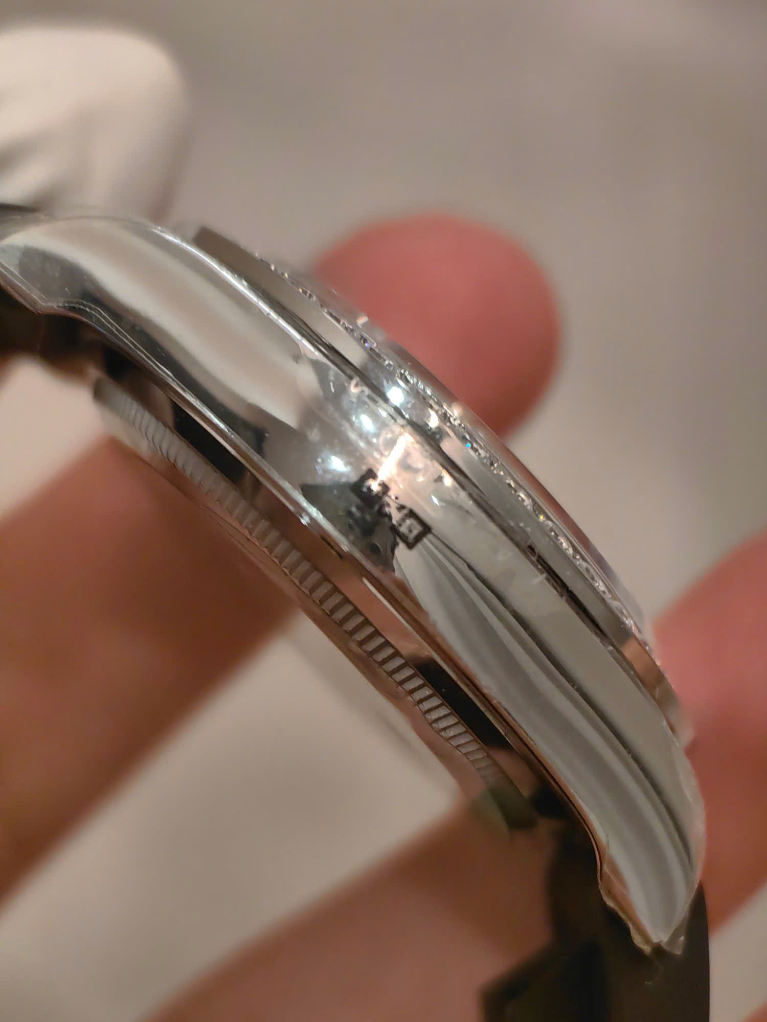 Đồng hồ Rolex Daytona 126589RBR mặt số xà cừ tím nặng 154 grams xưởng FH 40mm (2) Đồng hồ Rolex Daytona 126589RBR mặt số xà cừ tím nặng 154 grams xưởng FH 40mm (3)