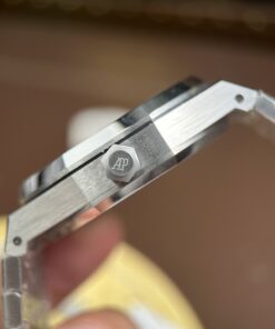 Đồng Hồ Audemars Piguet Replica 11 Royal Oak Selfwinding Flying Tourbillon 26730BC mặt xanh lá cây baguette 41mm (2)