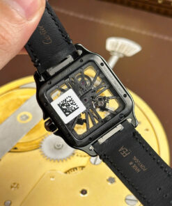 Đồng hồ Cartier Santos Replica 11 màu đen mặt lộ cơ dây da nhà máy MLF 39 (7)