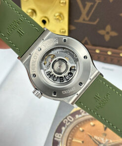 Đồng hồ Hublot Replica 11 Classic Fusion Titanium mặt xanh lá cây máy cơ Thụy Sỹ xưởng JJZ 42mm (2)