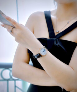 Đồng hồ Jaeger LeCoultre nữ màu vàng hồng đính đá dây da đen like auth 33mm