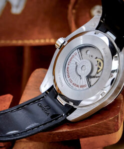 Đồng hồ Omega Seamaster Aqua Terra dây cao su đen fake cao cấp 42mm