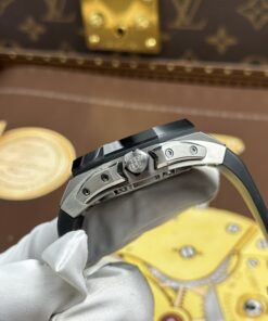 Đồng hồ nam Audemars Piguet Replica 11 Royal Oak Titanium 26631IO Spider-Man dây cao su 42mm (2)