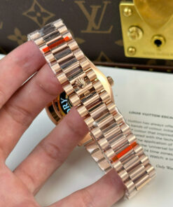 Đồng hồ nam Replica 11 Rolex Day-Date mặt xanh lá cây nặng 186 gram nhà máy QF 40mm (2)