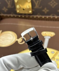 Đồng hồ Fendi Crazy Carats Replica 11 mặt khảm xà cừ trắng dây da đen 36mm (2)