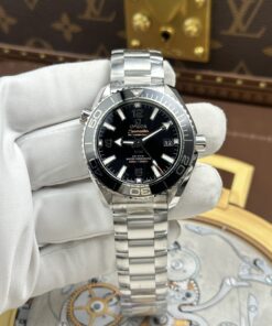 Đồng hồ Omega Replica 11 Seamaster Planet Ocean 600M mặt đen dây kim loại xưởng VS 39 (2)