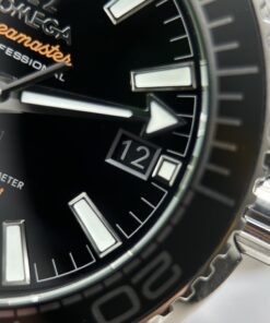 Đồng hồ Omega Replica 11 Seamaster Planet Ocean 600M mặt đen dây kim loại xưởng VS 39 (2)