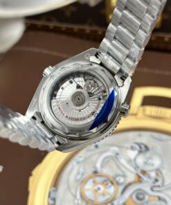 Đồng hồ Omega Replica 11 Seamaster Planet Ocean 600M mặt đen dây kim loại xưởng VS 39 (2)