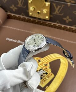 Đồng hồ nữ Cartier Ballon Blanc Rep 11 viền đính đá máy pin xưởng AF 30mm (2)