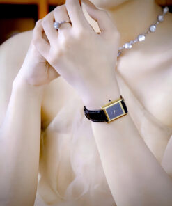 Đồng Hồ Cartier Tank Louis Nữ Vàng Gold Dây Da Đen Fake Cao Cấp 24x32mm