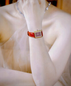 Đồng Hồ Cartier Tank Louis Nữ Vàng Gold Dây Da Đỏ Fake Cao Cấp 24x32mm