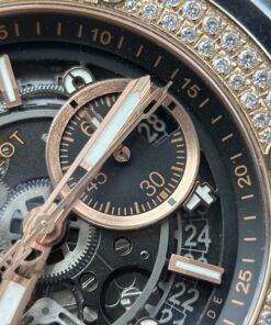 Đồng hồ Hublot Big Bang Unico King Gold Rep 11 đính full đá dây cao su 45mm (2)