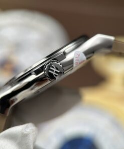 Đồng hồ Hublot Classic Fusion Rep cao cấp mặt nâu xám vỏ titan siêu nhẹ nhà máy JJZ 42mm (2)