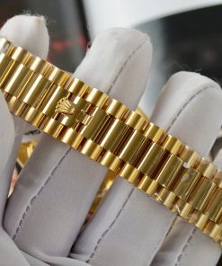 Đồng hồ Rolex Day-Date Replica 11 bọc vàng thật viền đính kim cương moissanite HongKong 40mm (2)