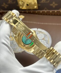 Đồng hồ Rolex Day-Date Replica cao cấp mặt đen máy calibre 3255 Thuỵ Sỹ xưởng RC 40mm (2)