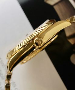 Đồng hồ Rolex Day-Date chế tác bọc vàng thật mặt trắng hoạ tiết ô vuông 40mm (2)