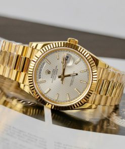 Đồng hồ Rolex Day-Date chế tác bọc vàng thật mặt trắng hoạ tiết ô vuông 40mm (2)