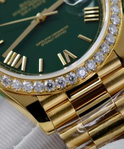 Đồng hồ Rolex Day-Date mặt xanh lá cây chế tác bọc vàng thật viền đính moissanite HongKong 40mm (2)