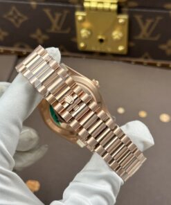 Đồng hồ nam Rolex Day-Date Replica 11 mặt xanh lá cây máy calibre 3255 Thuỵ Sỹ xưởng RC 40mm (2)