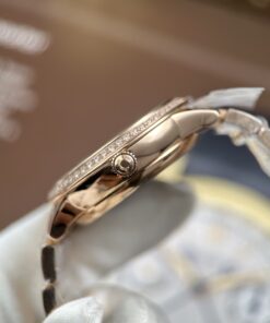 Đồng hồ nữ Omega De Ville Prestige Rep 11 mặt số màu đỏ đô dây kim loại 34mm (2)