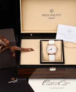 Đồng hồ nữ Patek Philippe Aquanaut 5067 Rep 11 vỏ bọc vàng thật viền đính kim cương moissanite 35 (2)