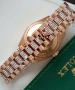 Đồng hồ Rolex DateJust nữ mặt nâu chế tác bọc vàng thật đính kim cương moissanite 31mm (1)