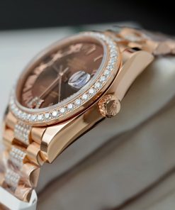 Đồng hồ Rolex DateJust nữ mặt nâu chế tác bọc vàng thật đính kim cương moissanite 31mm (1)
