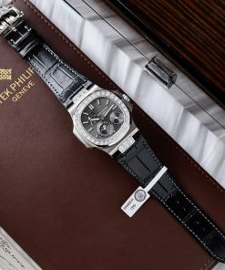 Đồng hồ nam Patek Philippe Nautilus 5724 Replica 11 đính moissanite baguette HongKong 40mm (2)